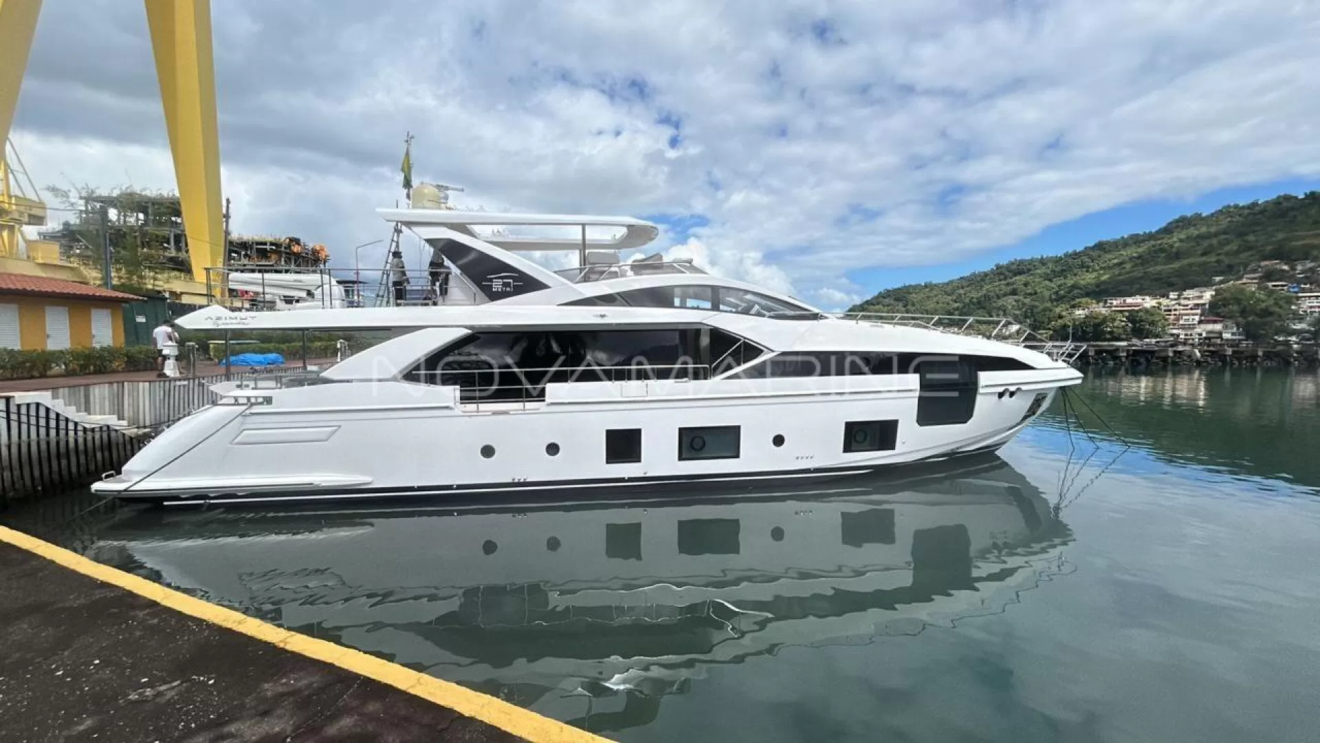 Azimut  - 27 Metri