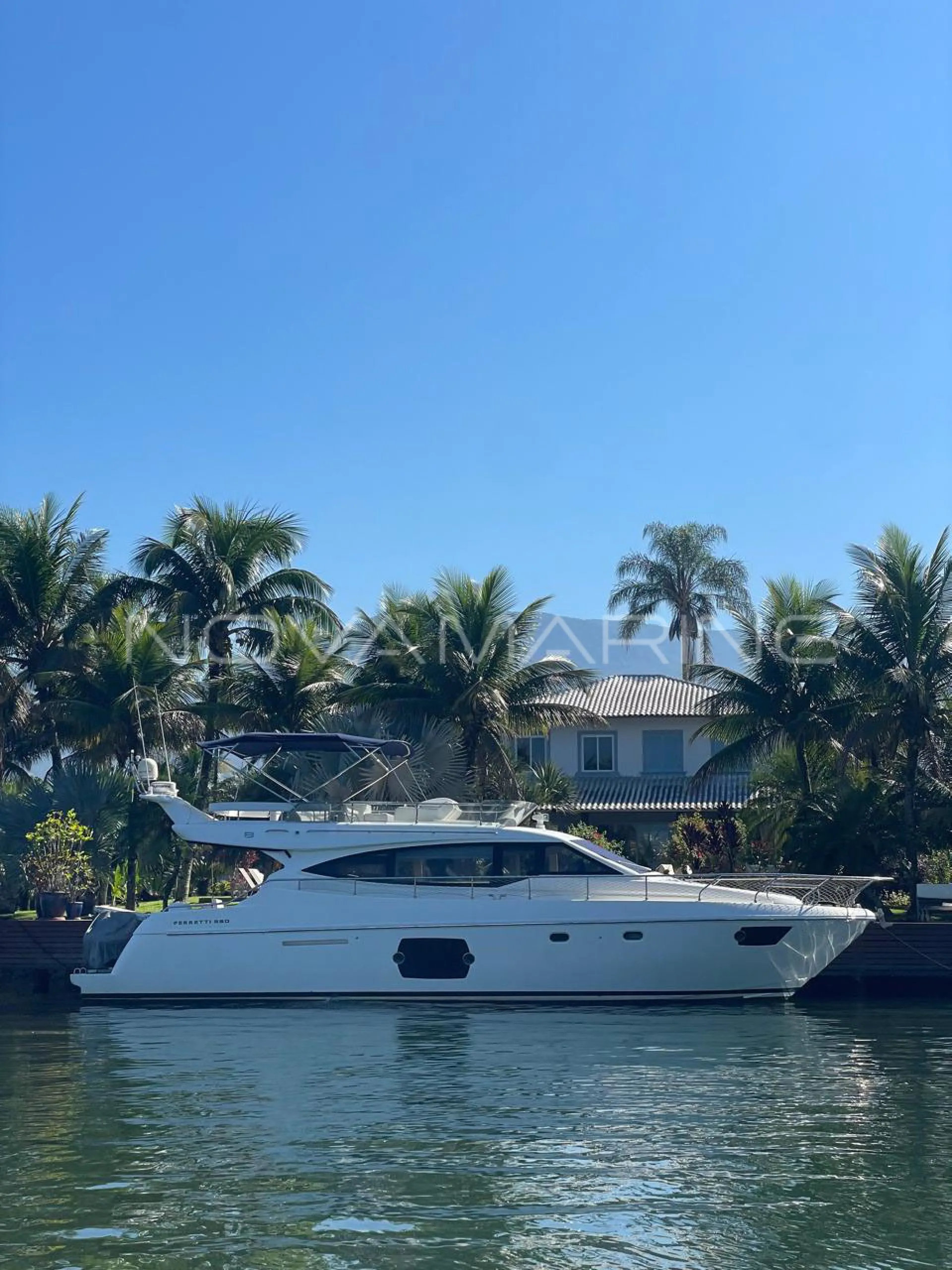 Ferretti  - 53