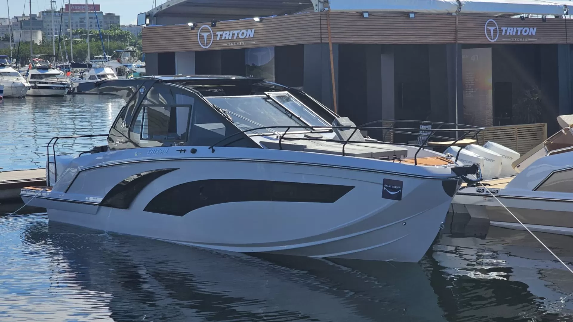 Triton Yachts - 34 HT