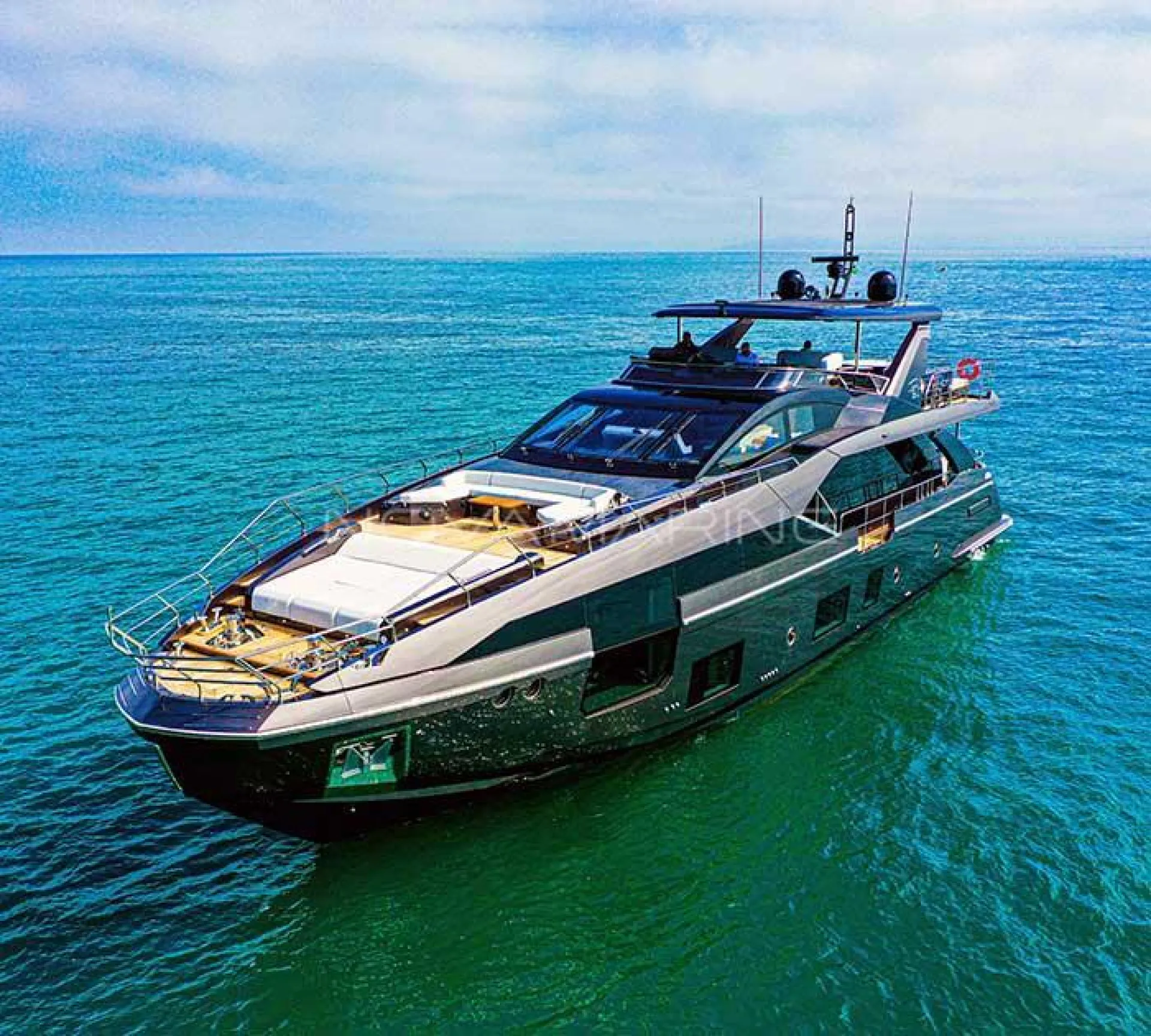 Azimut  - 27 Metri