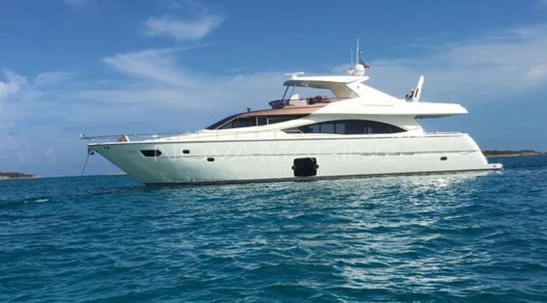 Ferretti  - 830