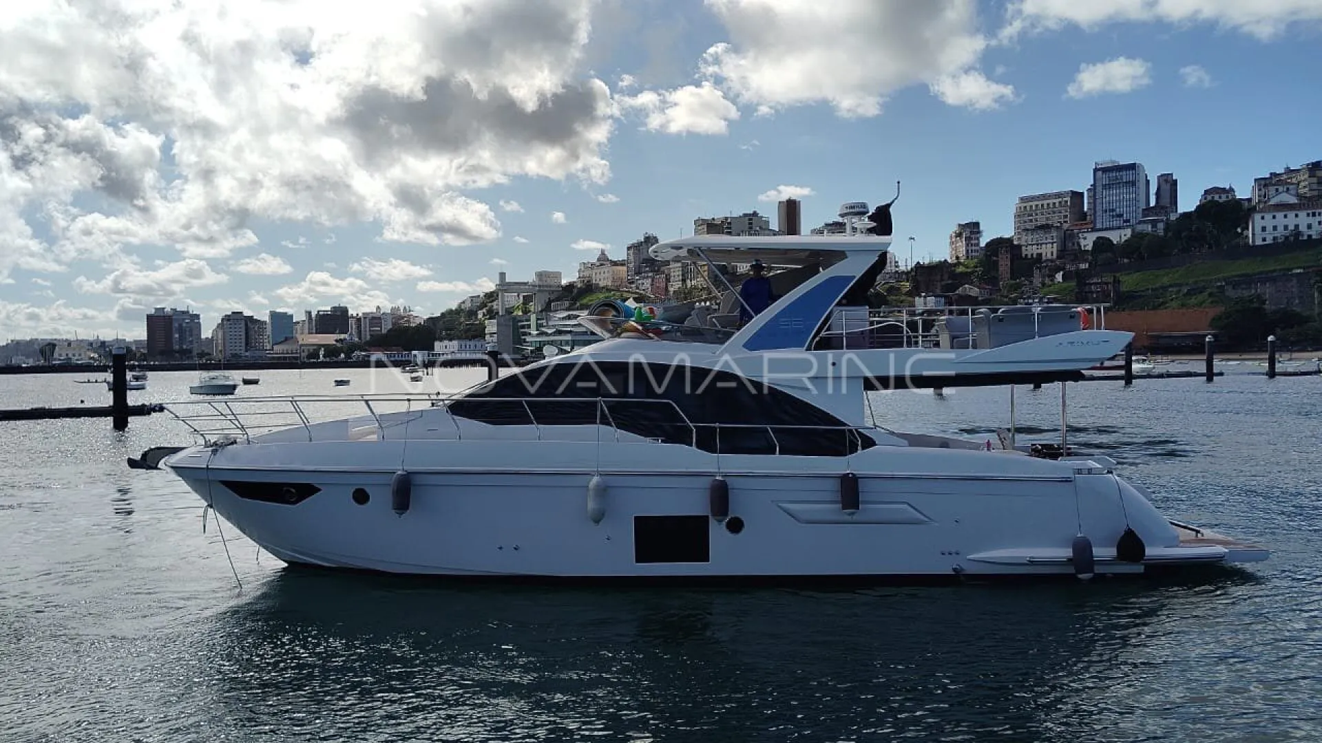 Azimut  - 56