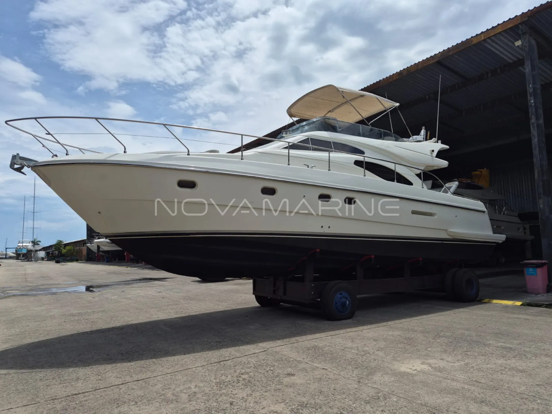 Ferretti  - 46