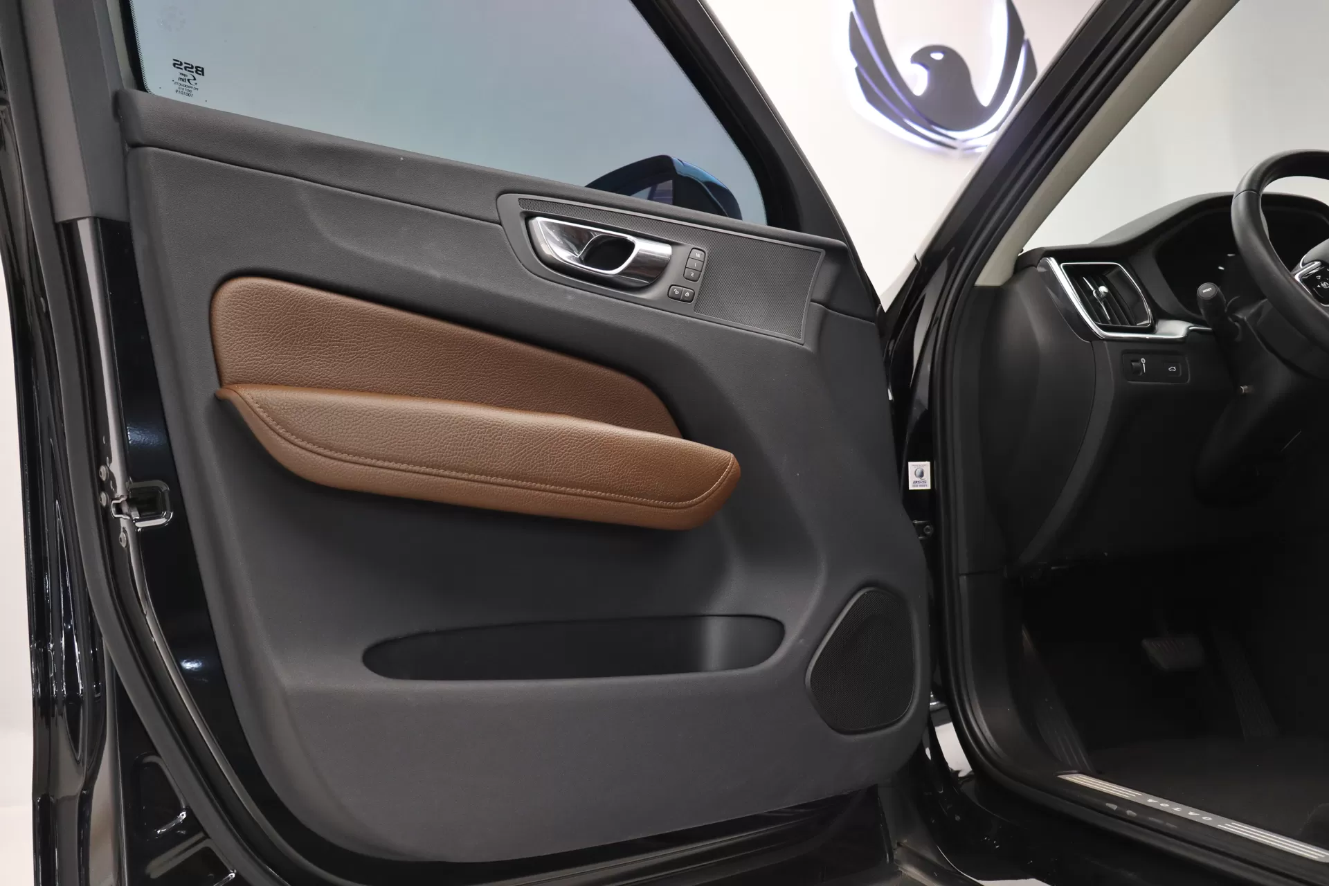 Foto do veiculo VOLVO XC60 T5 MOMENTUM AWD