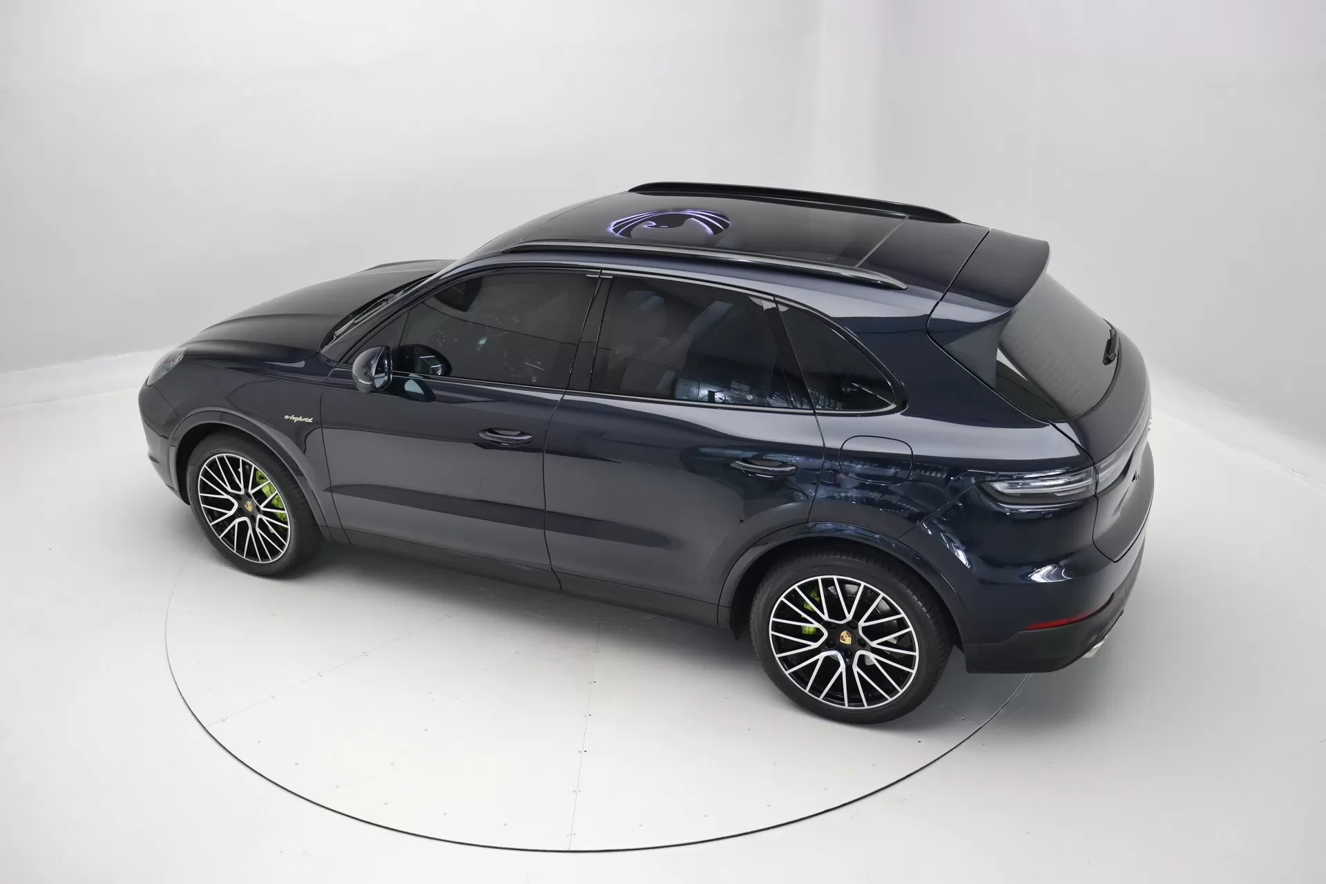 Foto do veiculo PORSCHE CAYENNE E-HYBRID