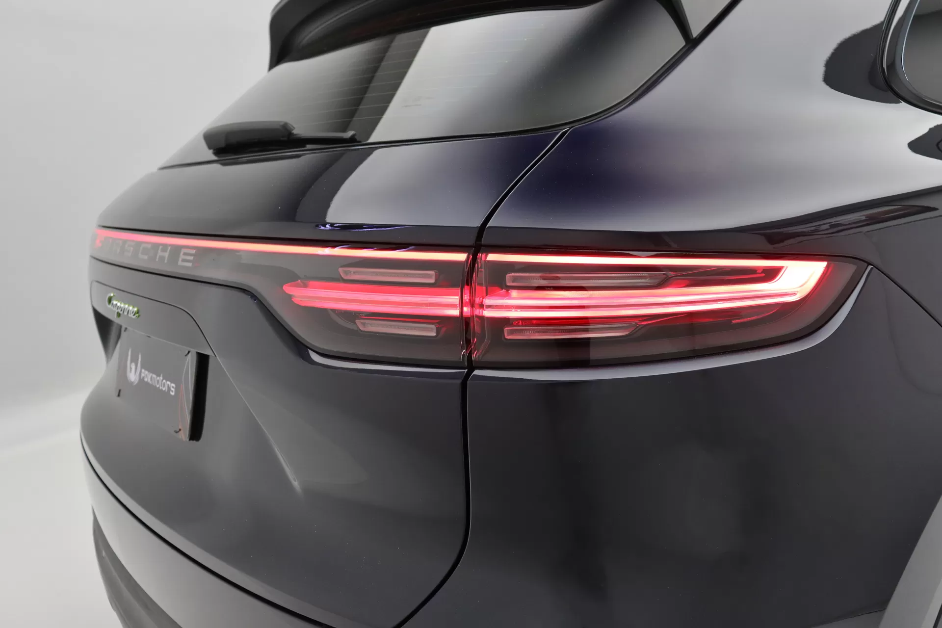 Foto do veiculo PORSCHE CAYENNE E-HYBRID