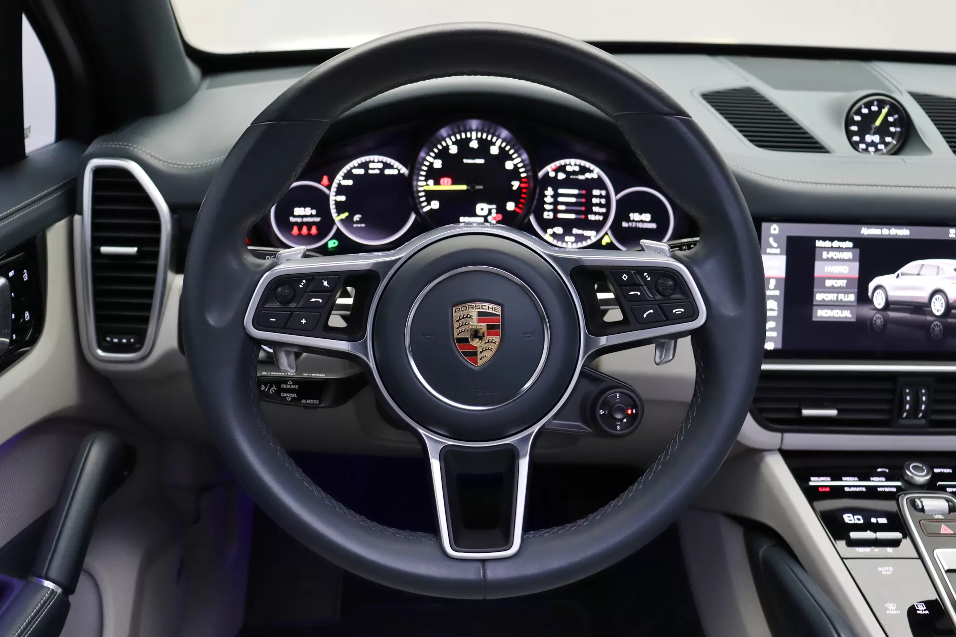 Foto do veiculo PORSCHE CAYENNE E-HYBRID