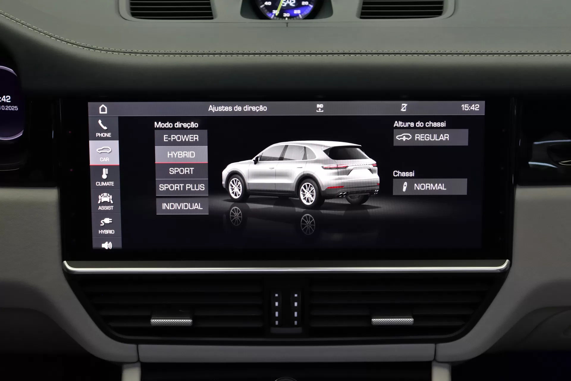 Foto do veiculo PORSCHE CAYENNE E-HYBRID