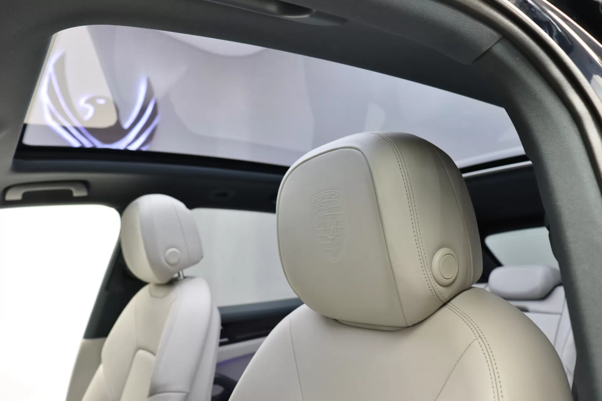 Foto do veiculo PORSCHE CAYENNE E-HYBRID