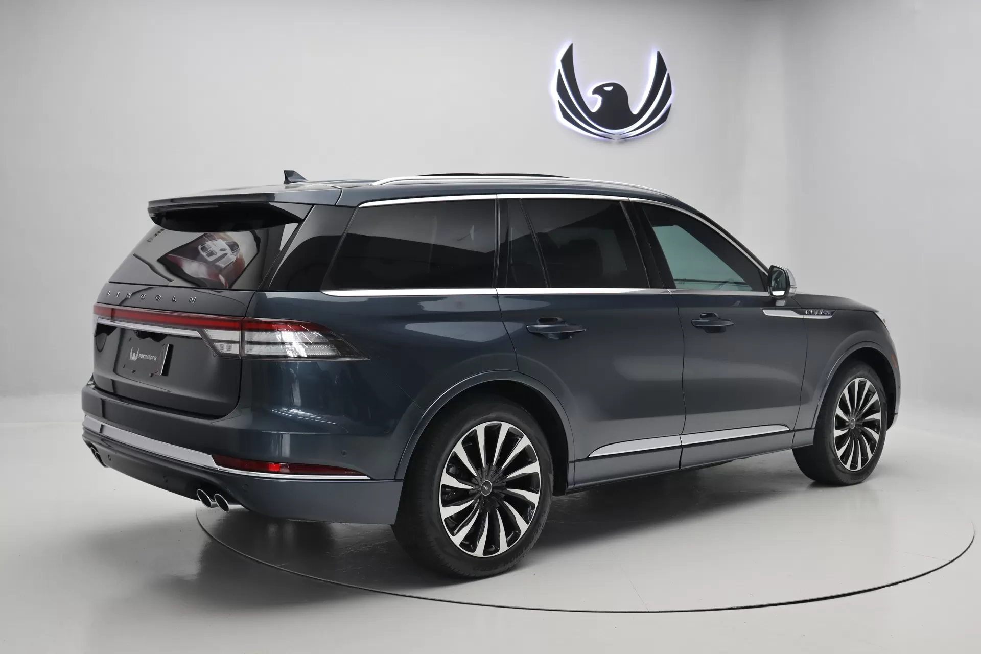 Foto do veiculo LINCOLN AVIATOR HYBRID AWD | 6 LUGARES