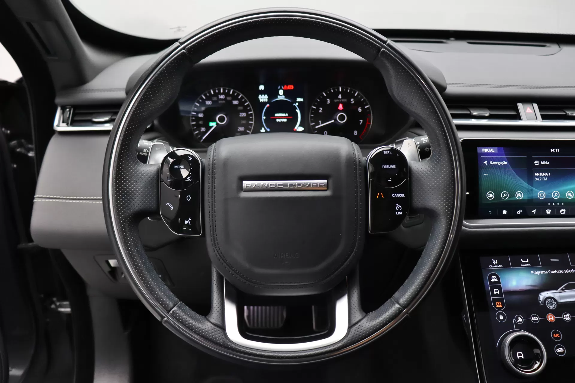 Foto do veiculo LAND ROVER RANGE ROVER VELAR P300 S R-DYNAMIC