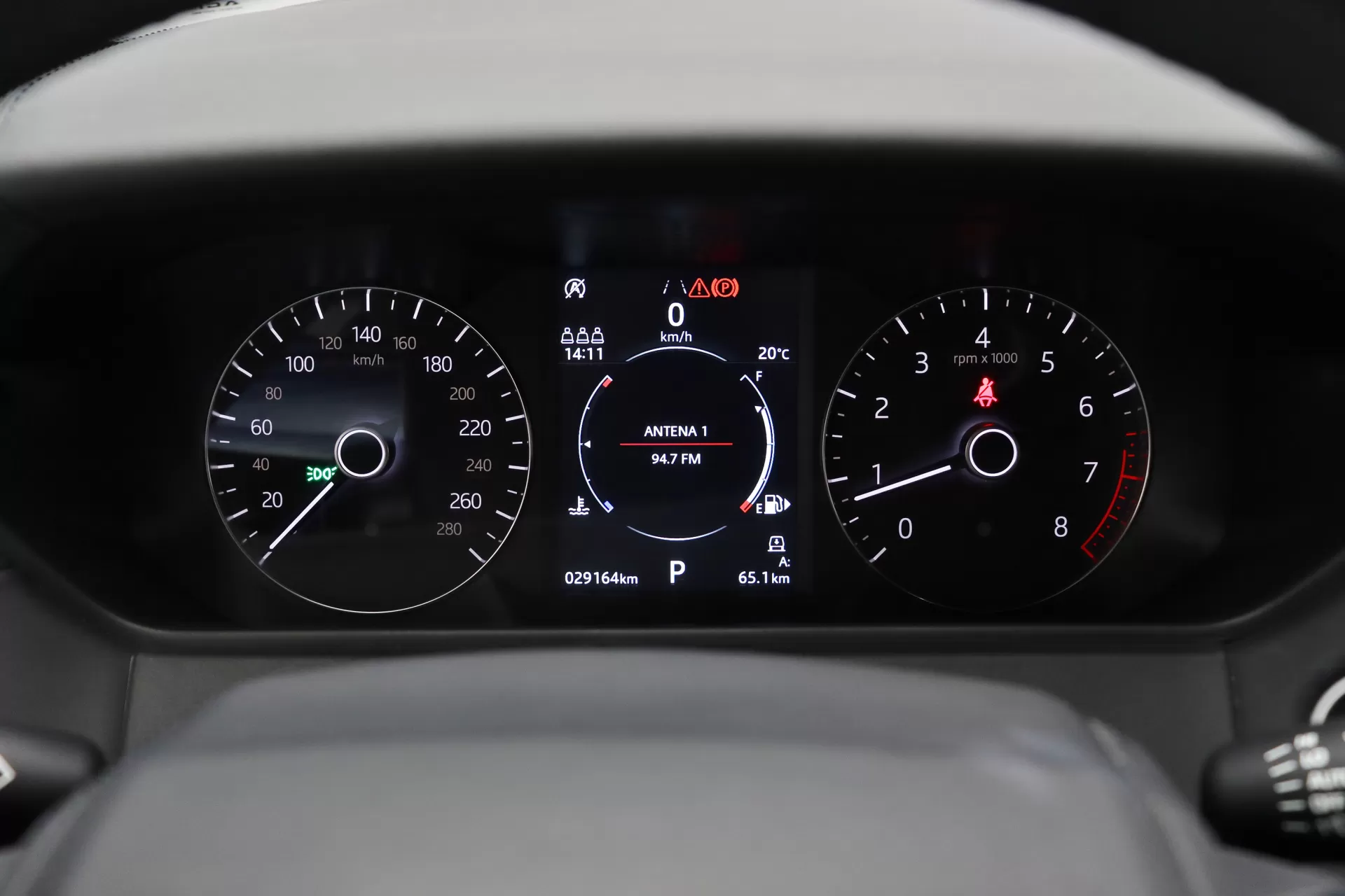 Foto do veiculo LAND ROVER RANGE ROVER VELAR P300 S R-DYNAMIC