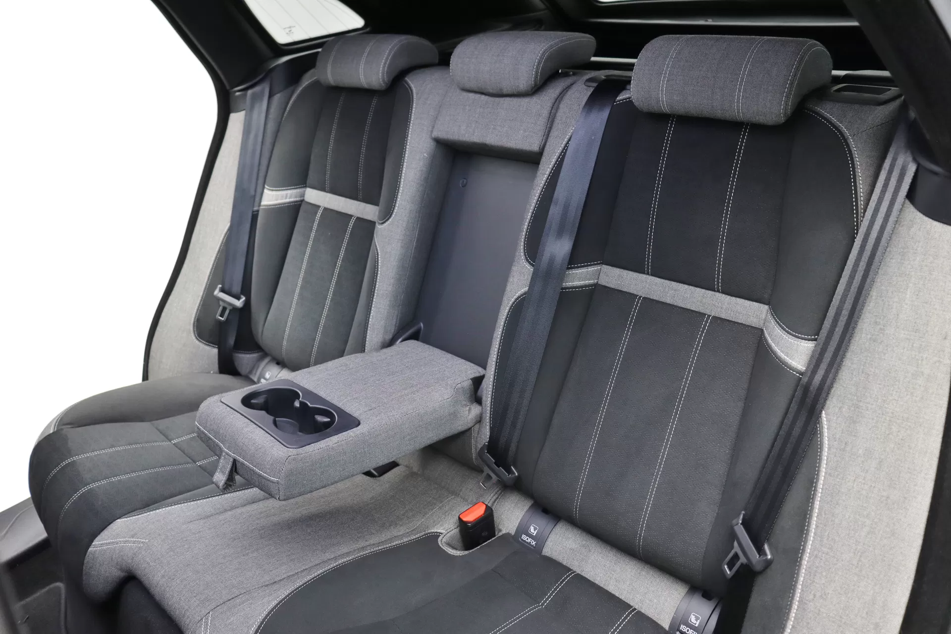 Foto do veiculo LAND ROVER RANGE ROVER VELAR P300 S R-DYNAMIC